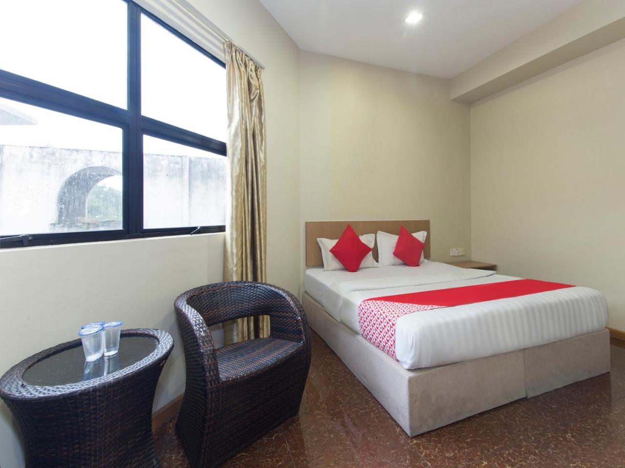 Oyo 422 Hotel Reno Kuala Lumpur Exterior foto