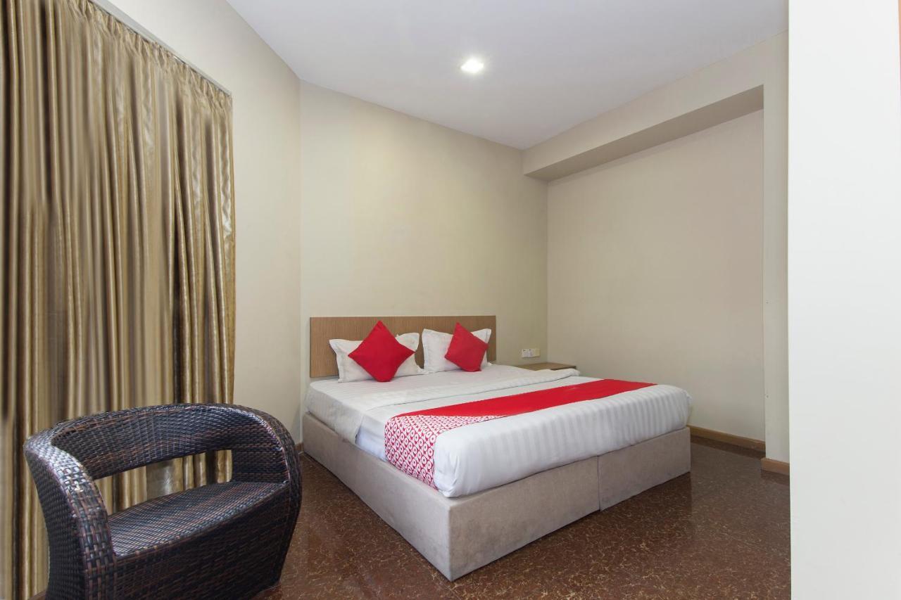 Oyo 422 Hotel Reno Kuala Lumpur Exterior foto