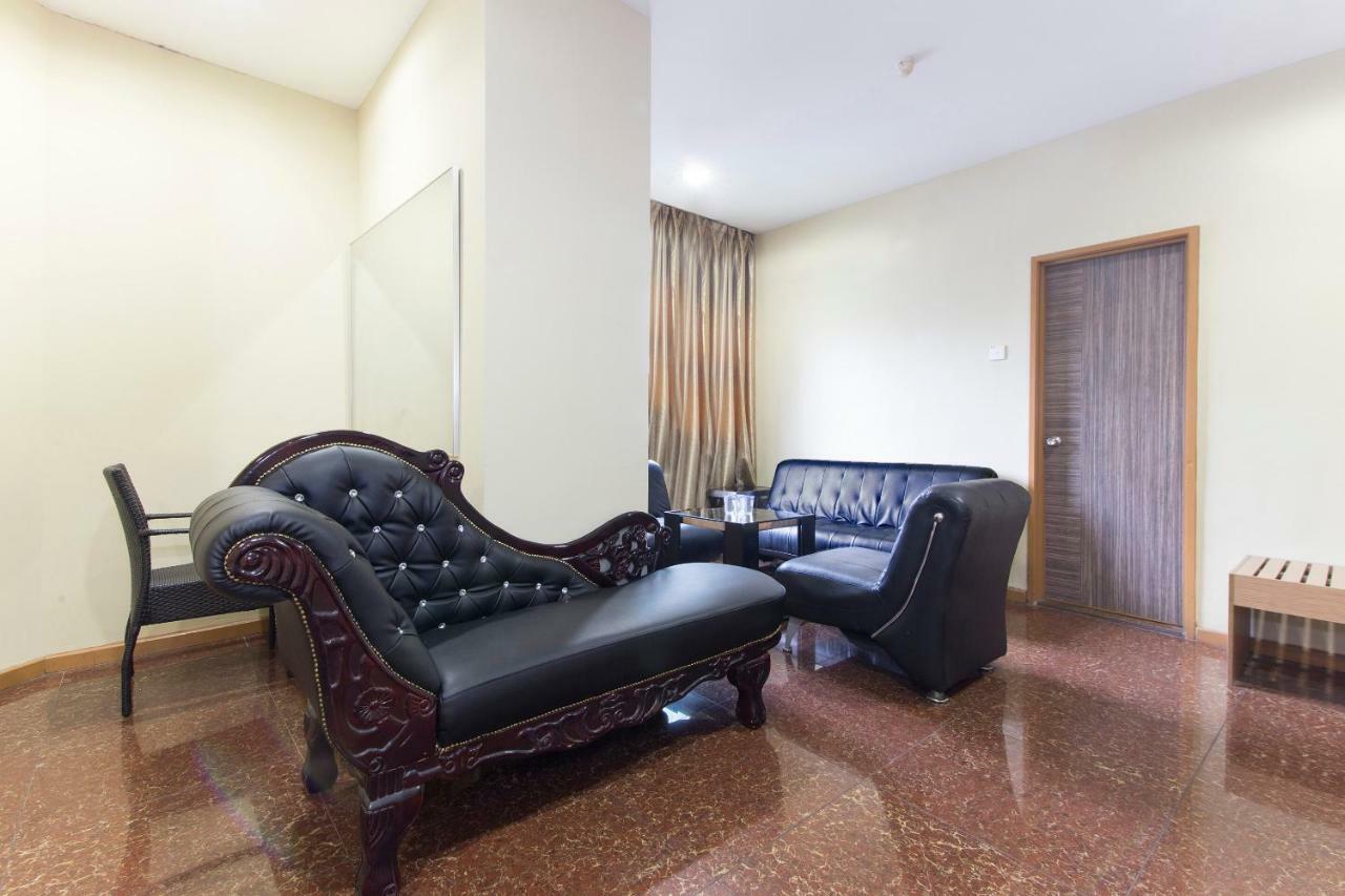 Oyo 422 Hotel Reno Kuala Lumpur Exterior foto